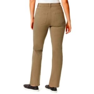 GLORIA VANDERBILT- DARK KHAKI/ OATMEAL "AMANDA" STYLE, STRAIGHT LEG DENIM JEANS